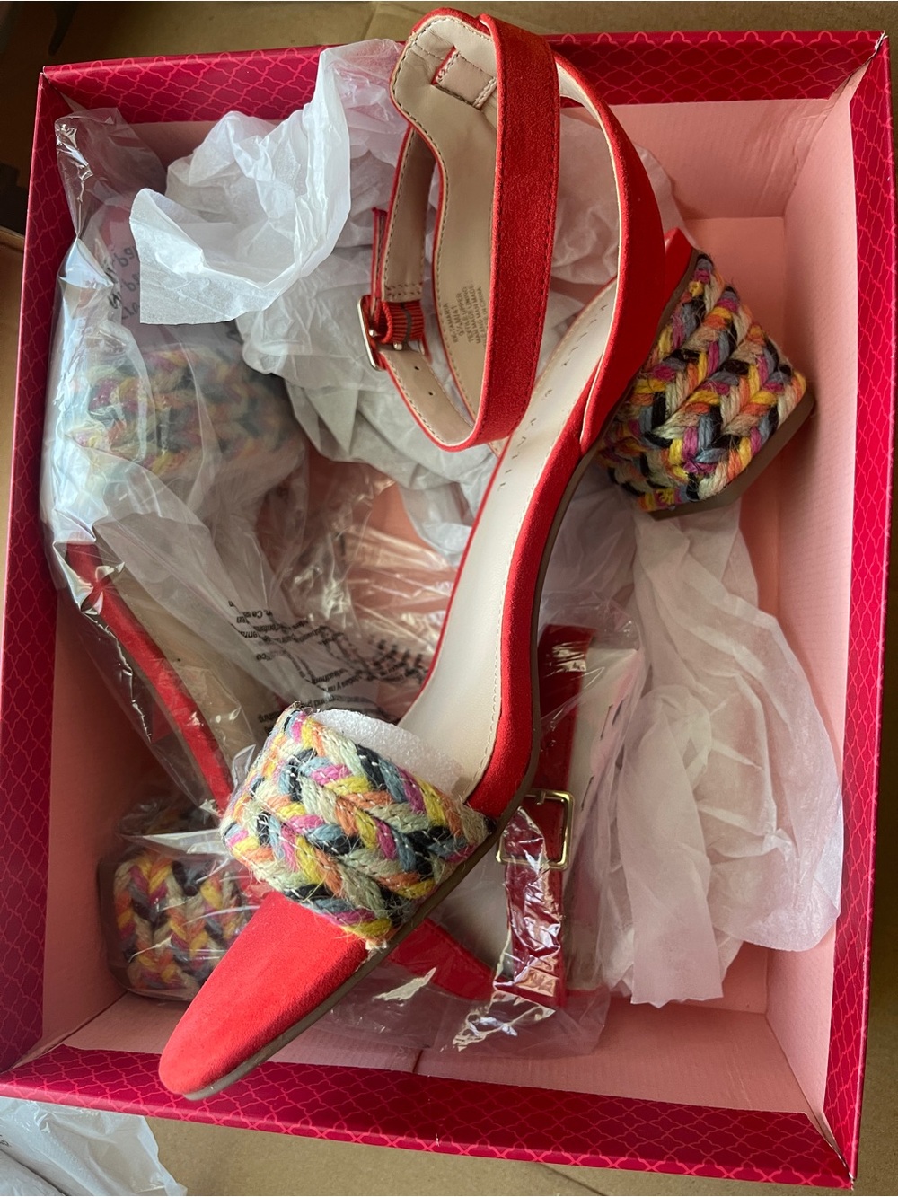 Kelly & Katie Red Multicolor raffia sandals size 9.5 NWT